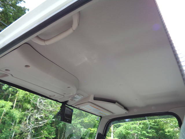 三菱ふそうキャンターダンプ小型（2t・3t）[写真30]