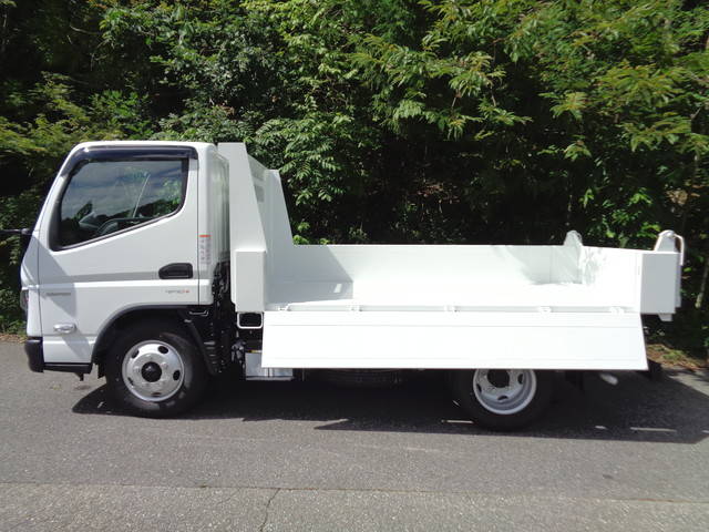 三菱ふそうキャンターダンプ小型（2t・3t）[写真09]