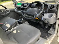 日野デュトロ平ボディ小型（2t・3t）[写真32]