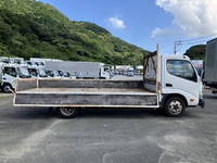 日野デュトロ平ボディ小型（2t・3t）[写真09]