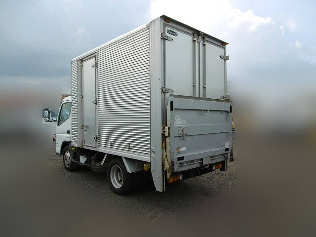 日産アトラスアルミバン小型（2t・3t）[写真02]