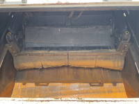 いすゞエルフパッカー車（塵芥車）小型（2t・3t）[写真12]