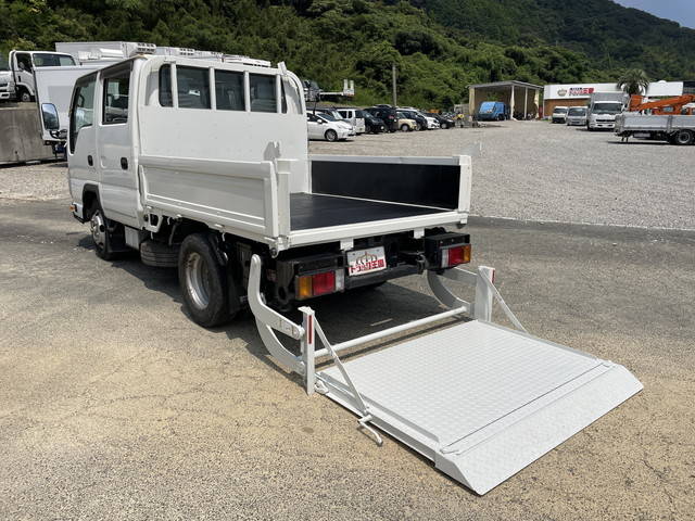 いすゞエルフダブルキャブ（Wキャブ）小型（2t・3t）[写真11]