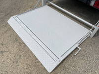 いすゞエルフダブルキャブ（Wキャブ）小型（2t・3t）[写真15]