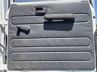 いすゞエルフダブルキャブ（Wキャブ）小型（2t・3t）[写真24]