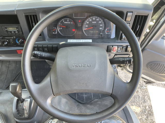 いすゞエルフダブルキャブ（Wキャブ）小型（2t・3t）[写真36]