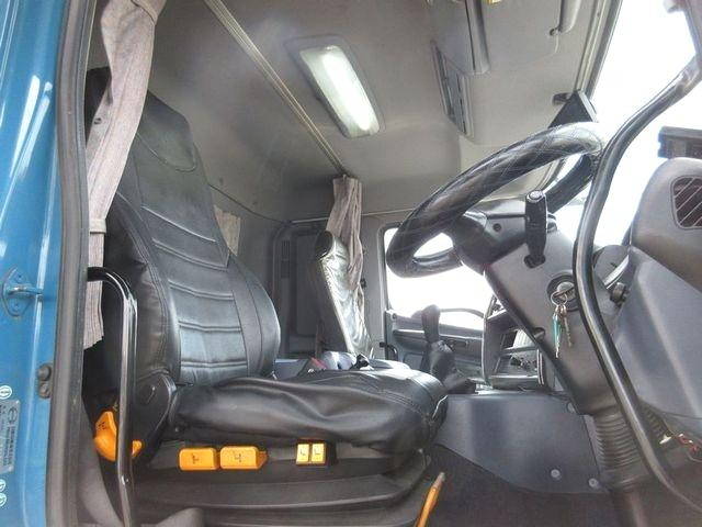 日野プロフィアセルフローダー大型（10t）[写真30]