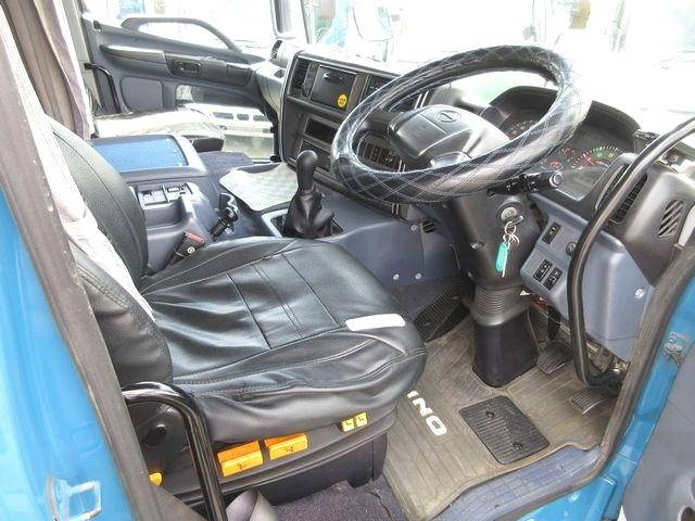 日野プロフィアセルフローダー大型（10t）[写真31]