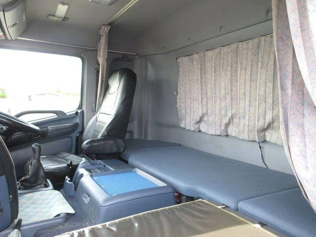 日野プロフィアセルフローダー大型（10t）[写真33]