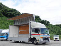 UDトラックスコンドルアルミウイング中型（4t）