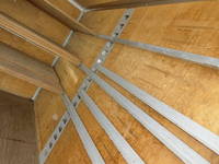 いすゞエルフアルミバン小型（2t・3t）[写真13]