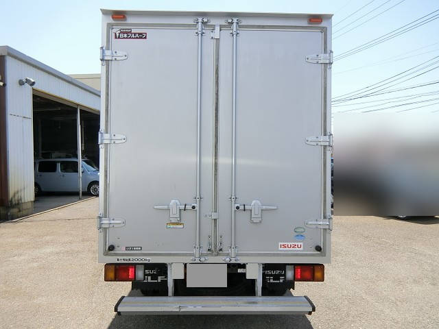 いすゞエルフアルミバン小型（2t・3t）[写真07]