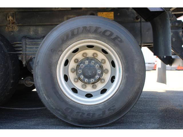 いすゞギガダンプ大型（10t）[写真27]