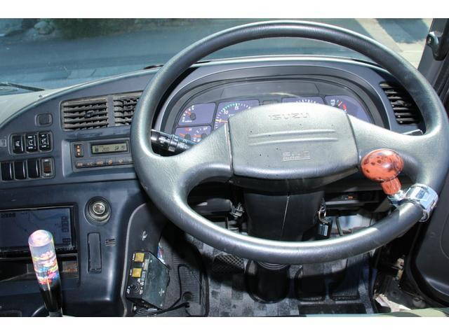 いすゞギガダンプ大型（10t）[写真29]