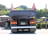 いすゞギガダンプ大型（10t）[写真09]