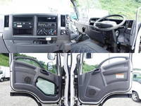 いすゞフォワードアルミウイング中型（4t）[写真18]