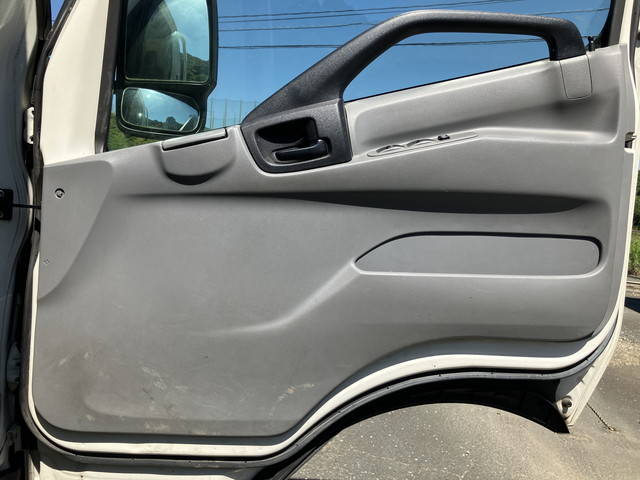 日野デュトロ平ボディ小型（2t・3t）[写真25]