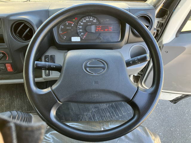 日野デュトロ平ボディ小型（2t・3t）[写真31]