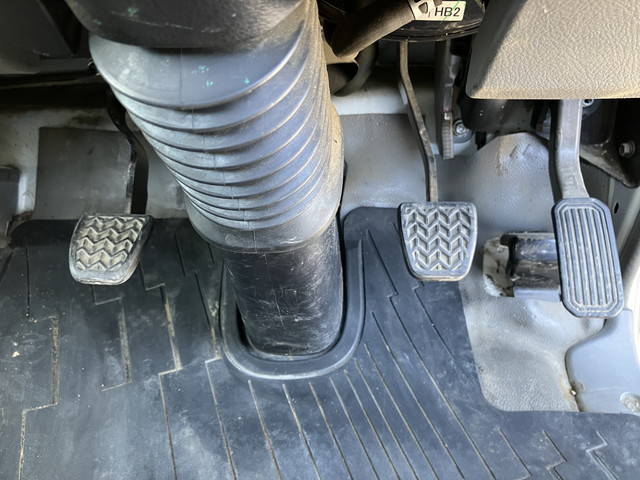 日野デュトロ平ボディ小型（2t・3t）[写真34]