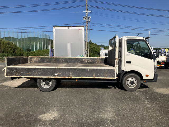 日野デュトロ平ボディ小型（2t・3t）[写真06]
