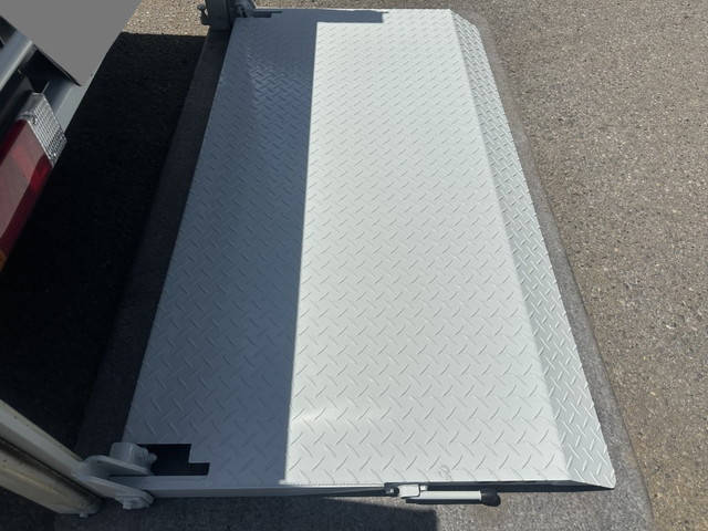 三菱ふそうキャンターダブルキャブ（Wキャブ）小型（2t・3t）[写真11]