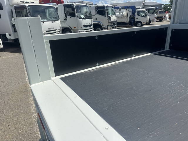 三菱ふそうキャンターダブルキャブ（Wキャブ）小型（2t・3t）[写真15]