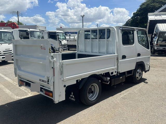三菱ふそうキャンターダブルキャブ（Wキャブ）小型（2t・3t）[写真02]