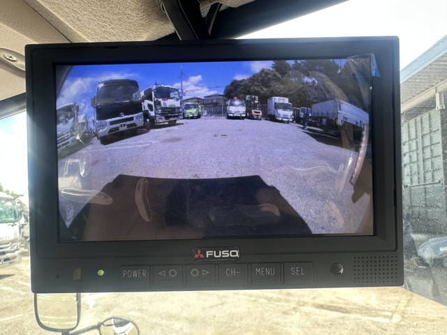 三菱ふそうキャンターダブルキャブ（Wキャブ）小型（2t・3t）[写真32]