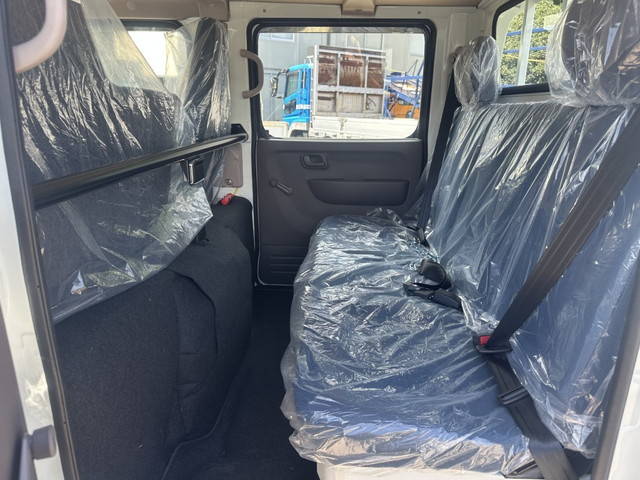 三菱ふそうキャンターダブルキャブ（Wキャブ）小型（2t・3t）[写真35]