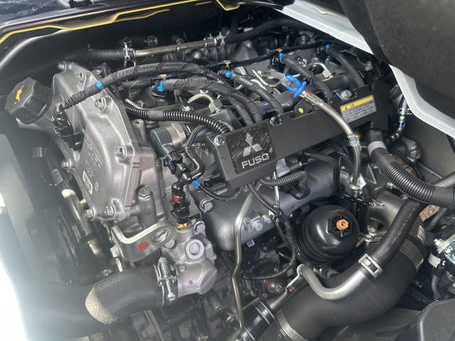 三菱ふそうキャンターダブルキャブ（Wキャブ）小型（2t・3t）[写真38]