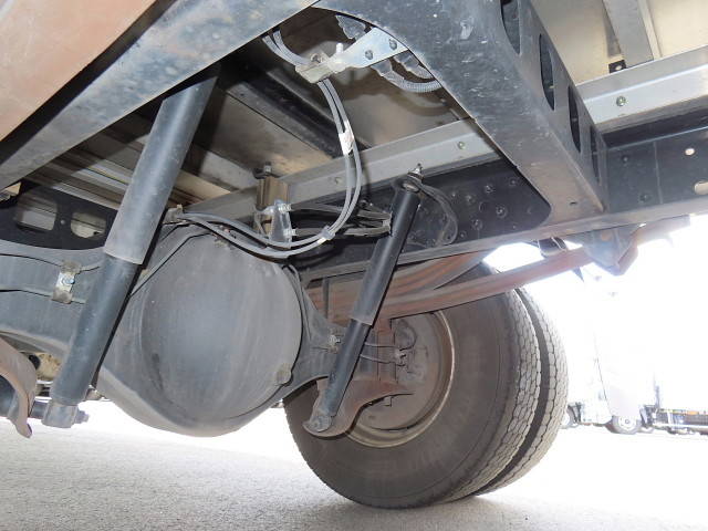 日野レンジャー冷凍車（冷蔵車）中型（4t）[写真11]