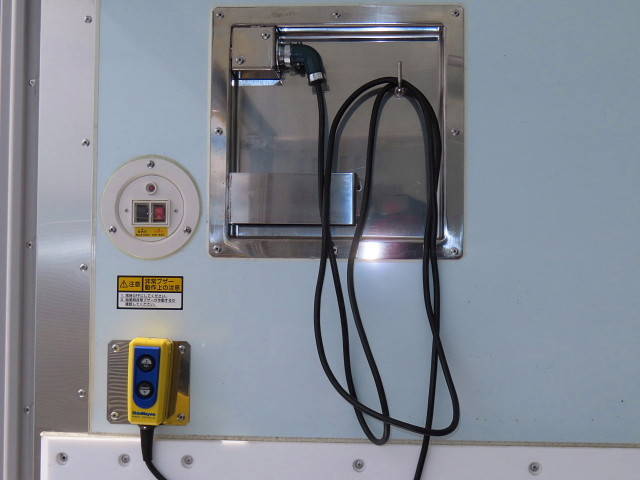 日野レンジャー冷凍車（冷蔵車）中型（4t）[写真31]