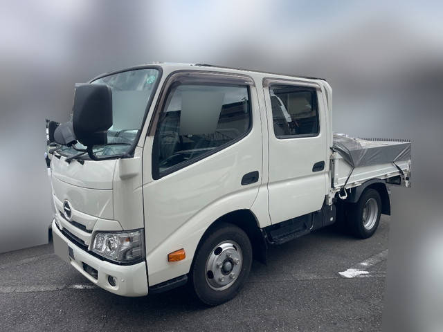日野デュトロダブルキャブ（Wキャブ）小型（2t・3t）[写真03]