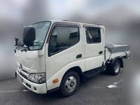 日野デュトロダブルキャブ（Wキャブ）小型（2t・3t）[写真03]