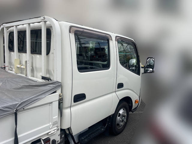 日野デュトロダブルキャブ（Wキャブ）小型（2t・3t）[写真04]