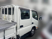 日野デュトロダブルキャブ（Wキャブ）小型（2t・3t）[写真04]