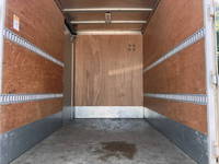 いすゞエルフアルミバン小型（2t・3t）[写真15]