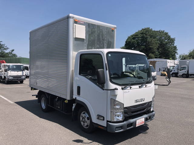いすゞエルフアルミバン小型（2t・3t）[写真03]