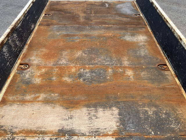 日野デュトロ平ボディ小型（2t・3t）[写真13]