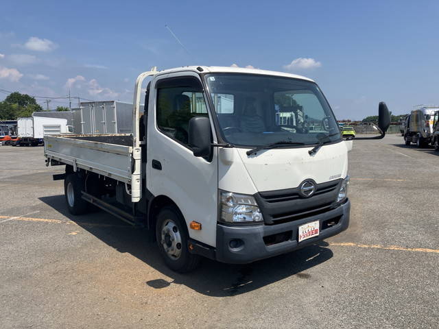 日野デュトロ平ボディ小型（2t・3t）[写真03]