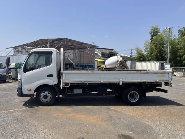 日野デュトロ平ボディ小型（2t・3t）[写真05]