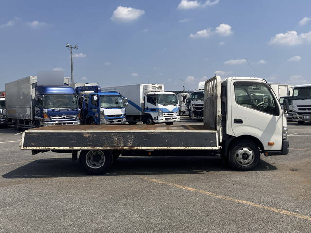 日野デュトロ平ボディ小型（2t・3t）[写真06]