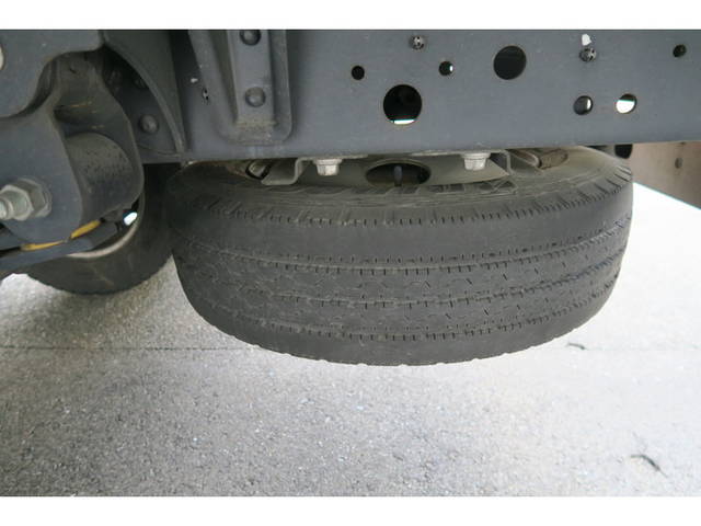 日野デュトロ平ボディ小型（2t・3t）[写真17]