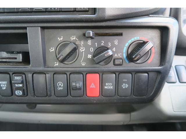 日野デュトロ平ボディ小型（2t・3t）[写真35]