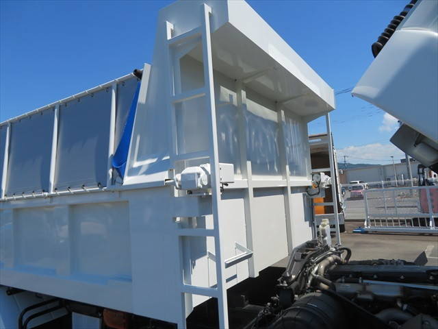 三菱ふそうファイターダンプ増トン（6t・8t）[写真15]