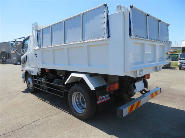 三菱ふそうファイターダンプ増トン（6t・8t）[写真02]