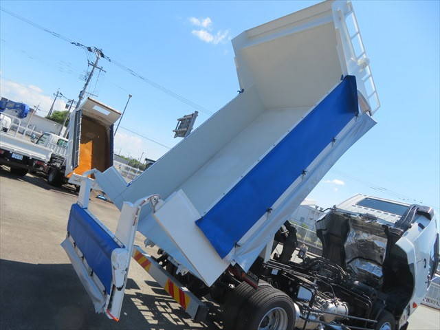 三菱ふそうファイターダンプ増トン（6t・8t）[写真21]