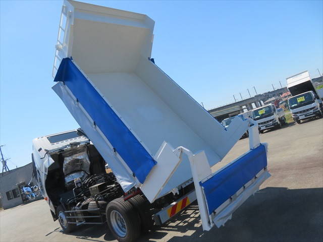 三菱ふそうファイターダンプ増トン（6t・8t）[写真23]