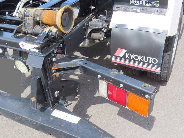 三菱ふそうファイターコンテナ専用車中型（4t）[写真15]