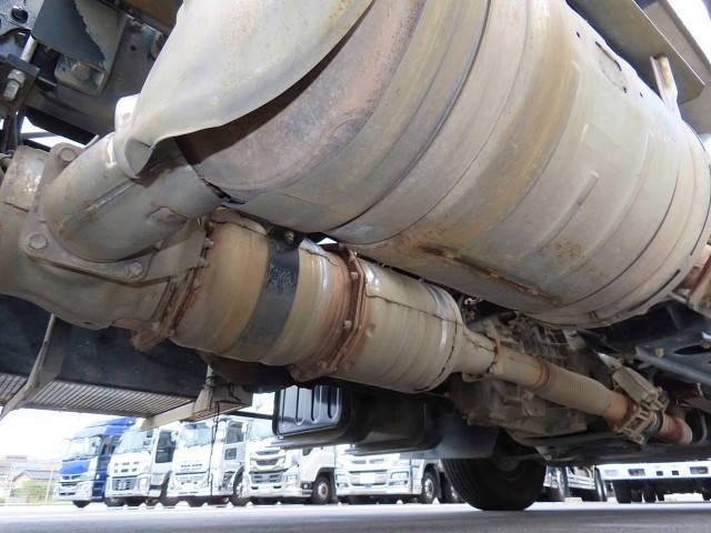 三菱ふそうファイターコンテナ専用車中型（4t）[写真20]